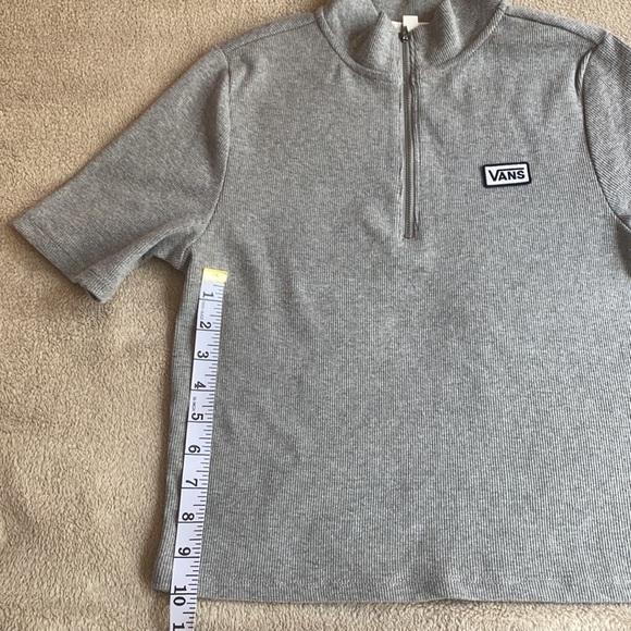 Vans top - Picture 6 of 8
